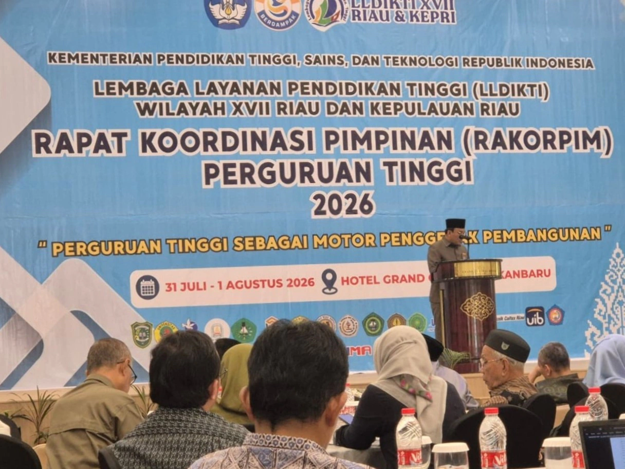 Pimpinan Universitas Pasir Pengaraian Hadiri RAKORPIM LLDIKTI Wilayah XVII 2026